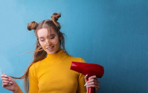 Những bí quyết sấy tóc chuẩn salon bạn không thể bỏ qua